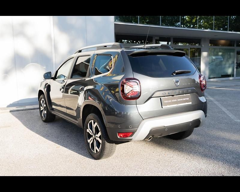 Usata Dacia Duster Prestige 116 CV (85 kW) 2022 Grigio cometa SUV
