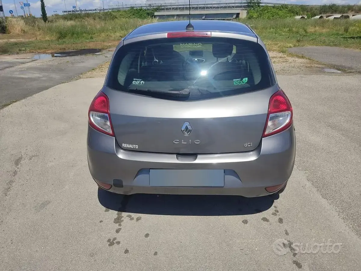 Usata Renault Clio IV 75 CV (55 kW) 2012 Berlina