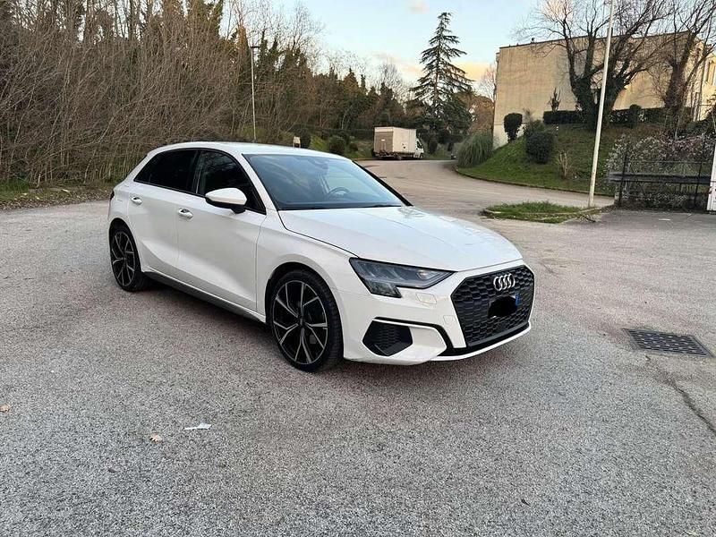 Usata Audi A3 Advanced 150 CV (110 kW) 2021 Berlina