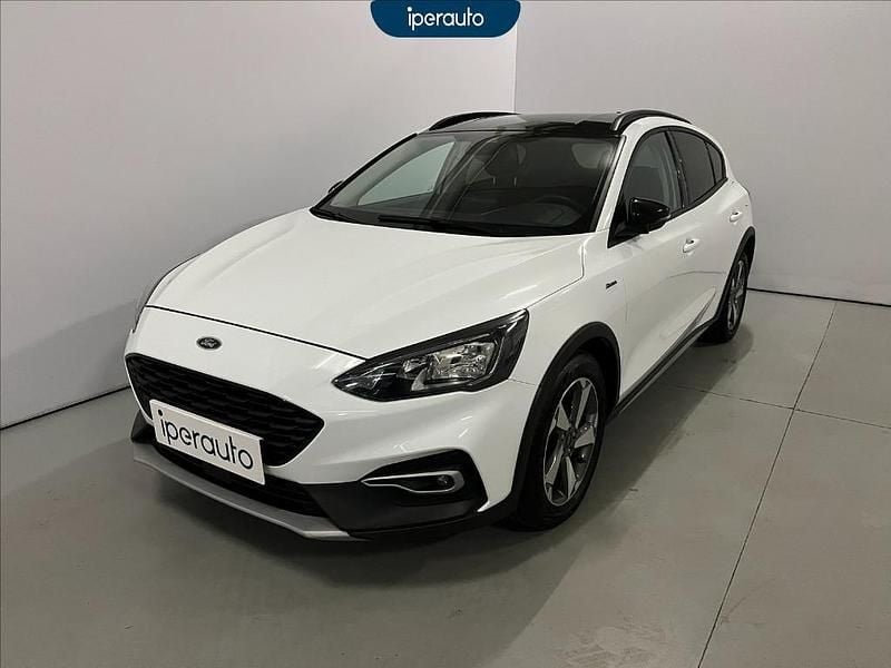 Usata Ford Focus Active 125 CV (91 kW) 2022 Bianco SUV