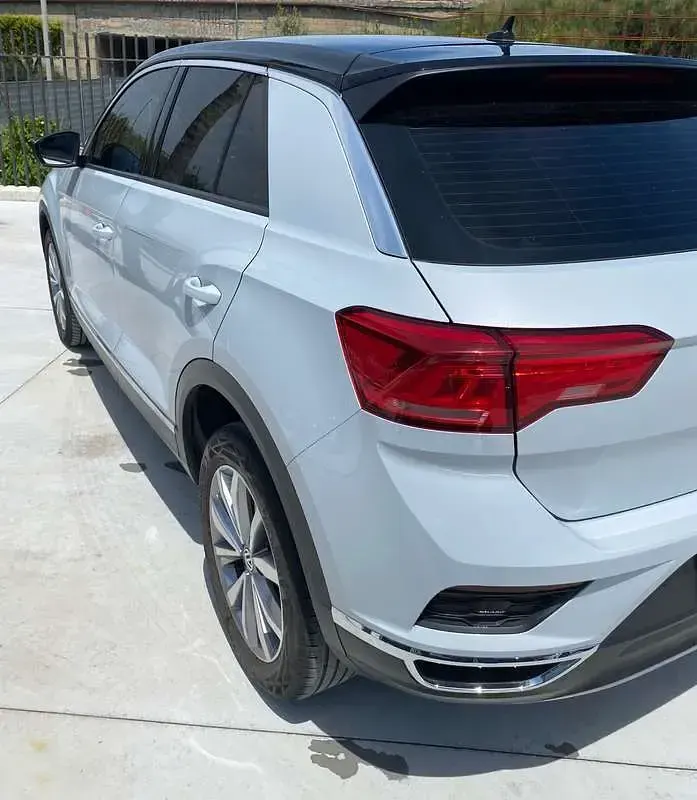 Usata VW T-Roc Style 116 CV (85 kW) 2020 Bianco SUV