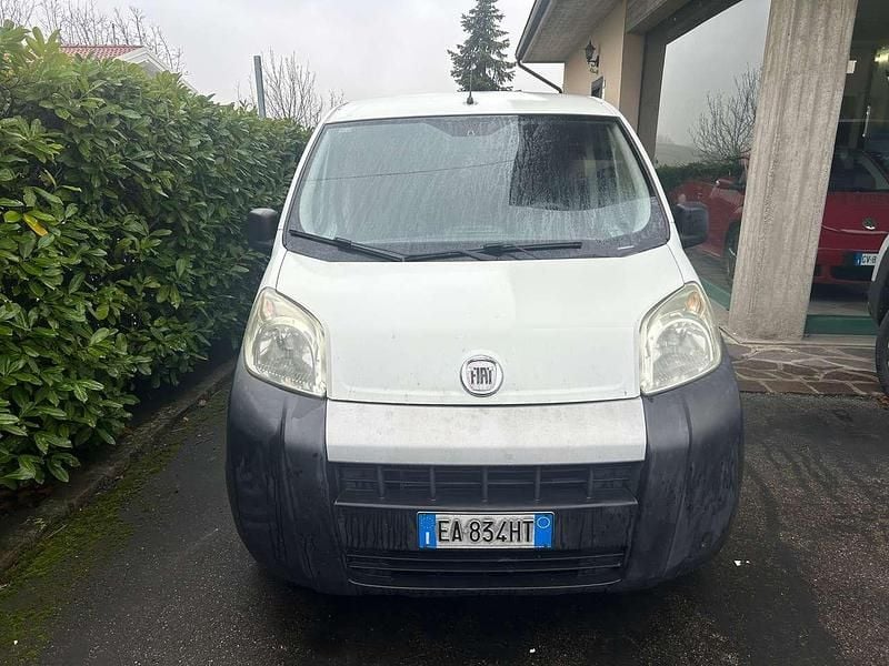 Bianco Usata 2010 Fiat Fiorino Monovolume | 3999 € (Buon prezzo) - Immagine 1/4