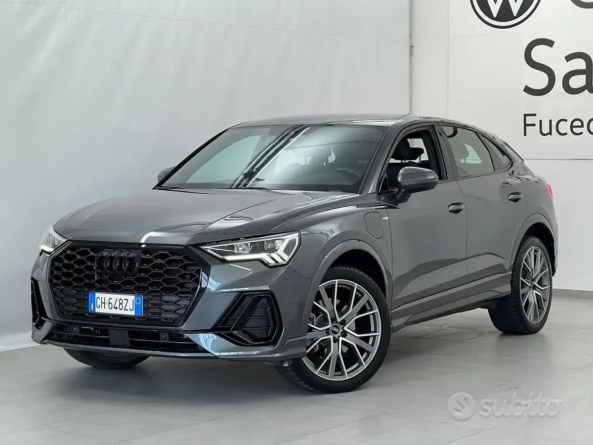 Gebraucht Audi Q3 Sportback S-Line 150 PS (110 kW) 2022 Grau SUV