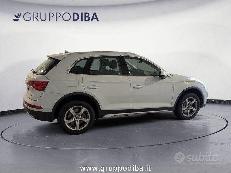 Usata Audi Q5 Advanced 204 CV (150 kW) 2024 Bianco SUV