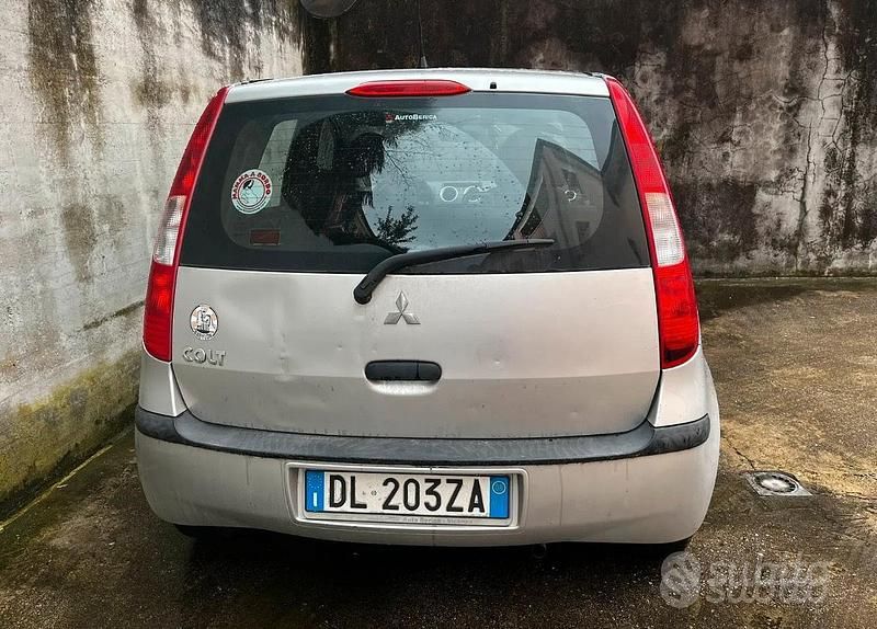 Usata Mitsubishi Colt 2008 Grigio Utilitaria