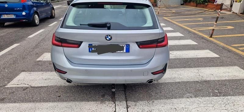 Usata BMW 318 Advantage 150 CV (110 kW) 2021 Grigio Station wagon