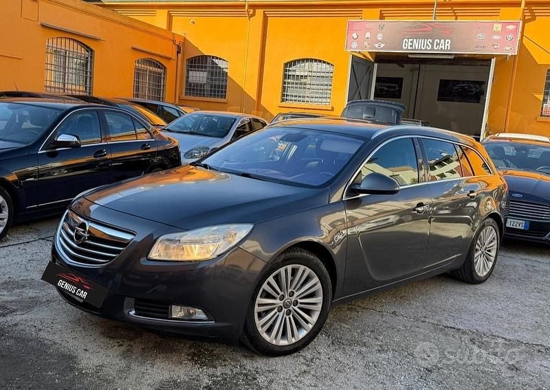 Usata Opel Insignia Cosmo 160 CV (117 kW) 2012 Grigio Station wagon