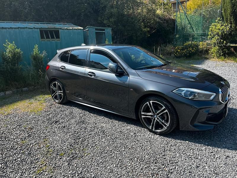 Usata BMW 116 M Sport 2021 Grigio Utilitaria