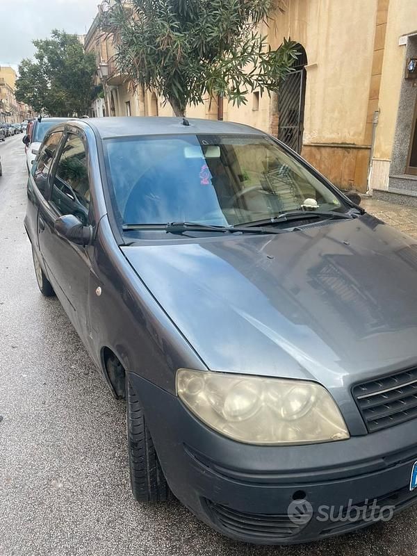 Usata Fiat Punto 2004 Grigio Utilitaria