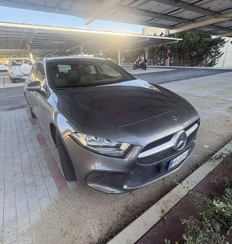Usata Mercedes A200 Premium 163 CV (119 kW) 2018 Berlina