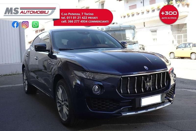 Blu Usata 2018 Maserati Levante GranLusso SUV | 25.900 € (Ottimo prezzo) - Immagine 1/4