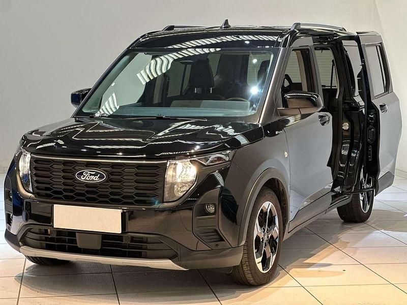 Usata Ford Tourneo Courier Active 124 CV (91 kW) 2024 Nero Monovolume