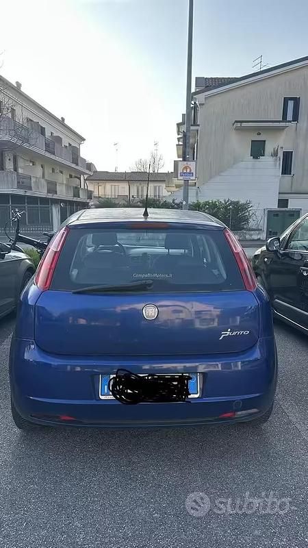 Usata Fiat Grande Punto Dynamic 2009 Blu Utilitaria