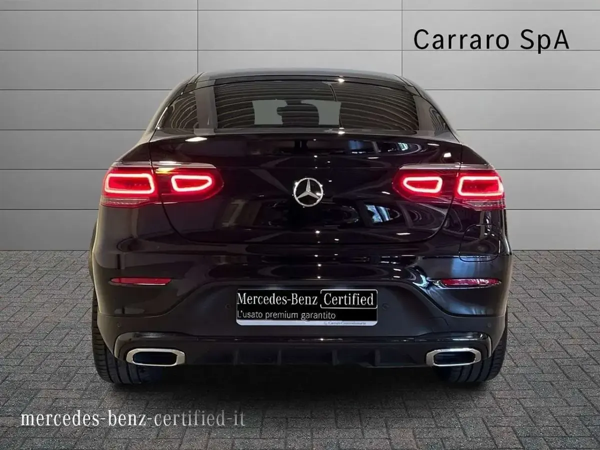 Usata Mercedes GLC300 194 CV (142 kW) 2023 Nero SUV