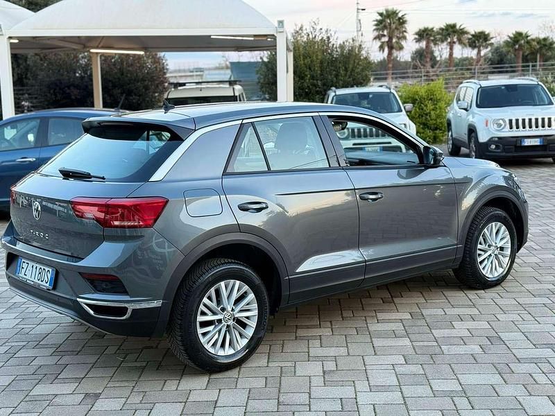Usata VW T-Roc Business 116 CV (85 kW) 2019 Grigio SUV