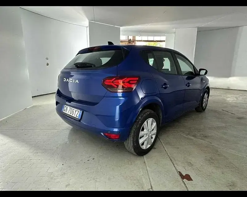 Usata Dacia Sandero Essentiel 101 CV (74 kW) 2023 Blu