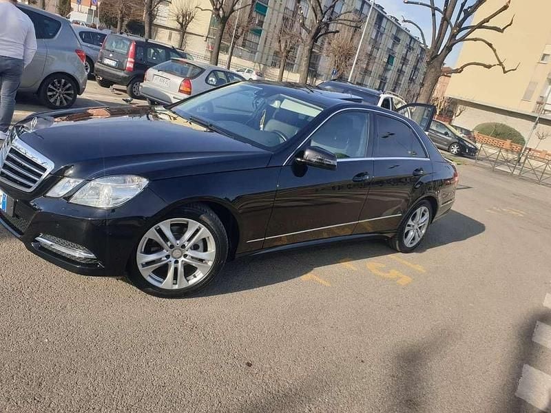 Usata Mercedes E220 Avantgarde 170 CV (125 kW) 2013 Berlina