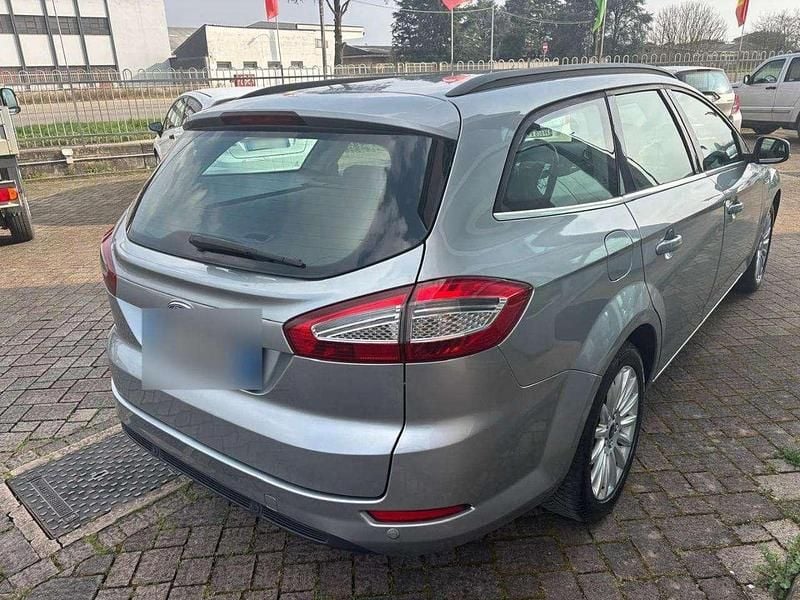 Usata Ford Mondeo Business Edition 116 CV (85 kW) 2014 Argento Station wagon