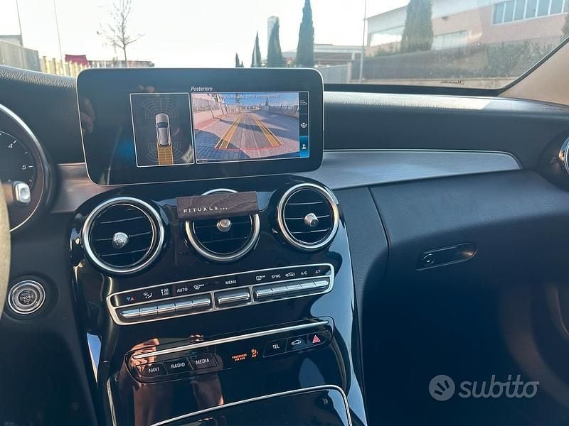 Usata Mercedes 220 194 CV (142 kW) 2020 Nero Station wagon