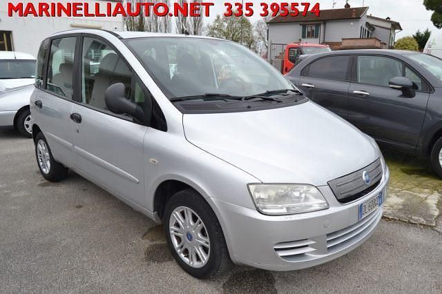 Usata Fiat Multipla Emotion 103 CV (75 kW) 2007 Grigio Monovolume