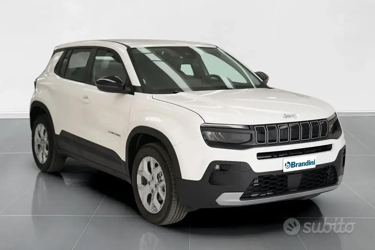 Nieuw Jeep Avenger Altitude 101 PK (74 kW) 2026 Wit SUV