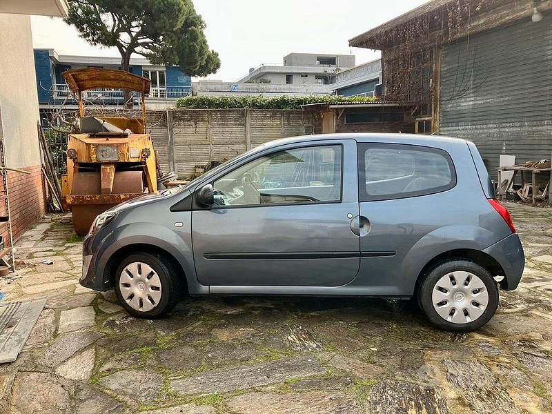 Usata Renault Twingo 100 CV (73 kW) 2009 Blu Utilitaria
