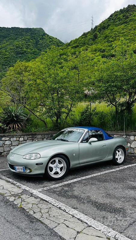 Usata 2003 Mazda MX5 Cabrio | 9999 € (Buon prezzo) - Immagine 1/4