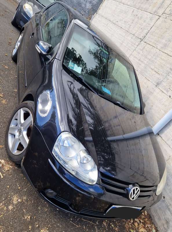 Usato 2007 VW Golf V 1.9 Diesel 105 CV (4.999 €)