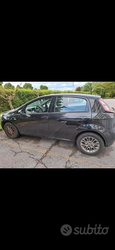 Usata Fiat Punto Evo 75 CV (55 kW) 2012 Nero Utilitaria