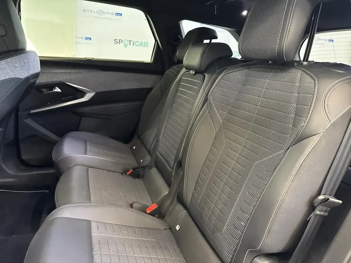 Usata Peugeot 5008 GT 196 CV (144 kW) 2025 Bianco SUV