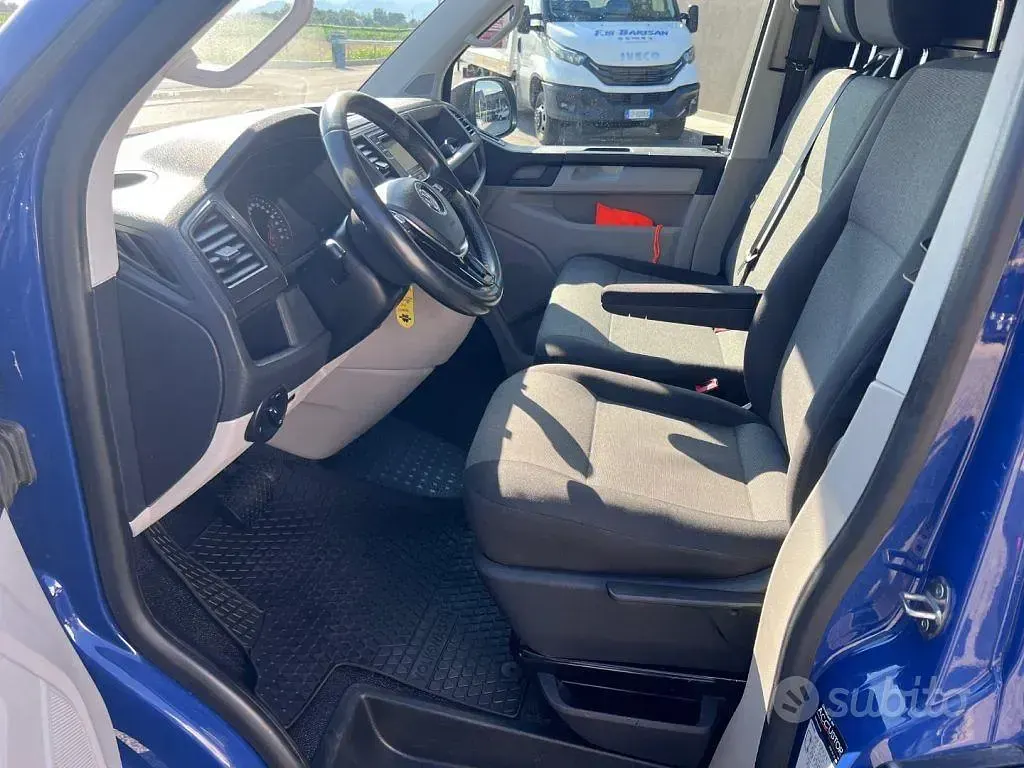 Usado VW Transporter 150 CV (110 kW) 2018 Azul Van