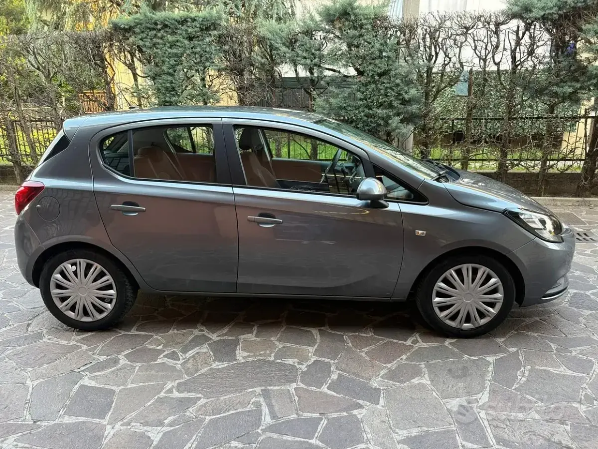 Usata Opel Corsa 69 CV (50 kW) 2018 Grigio Utilitaria