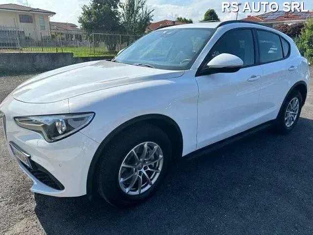 Usata Alfa Romeo Stelvio Business 190 CV (139 kW) 2020 Bianco SUV