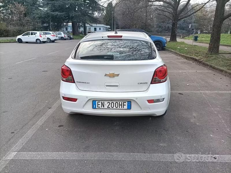 Usata Chevrolet Cruze 163 CV (119 kW) 2012 Bianco Berlina