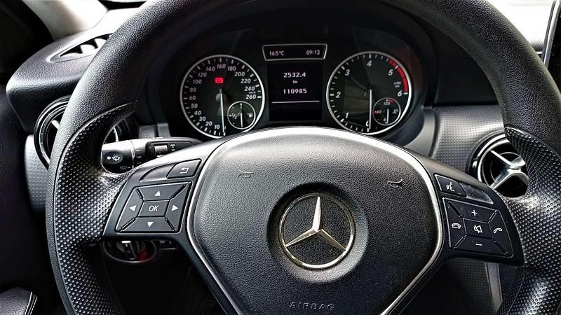 Usata Mercedes A180 Executive 109 CV (80 kW) 2013 Argento Berlina