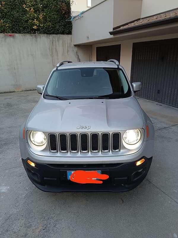 Usata Jeep Renegade Limited 140 CV (102 kW) 2015 SUV