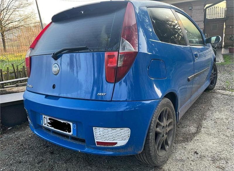 Usata Fiat Punto 2003 Blu Utilitaria