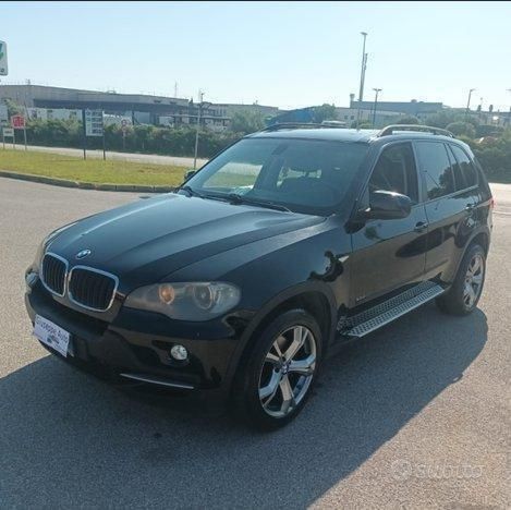 Nero Usata 2008 BMW X5 SUV | 6250 € (Super prezzo) - Immagine 1/4