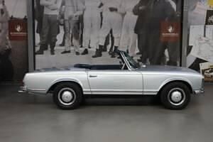 Usata Mercedes SL280 170 CV (125 kW) 1968 Argento Cabrio