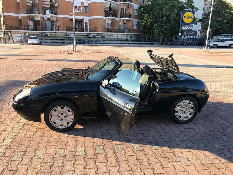 Usata Fiat Barchetta 131 CV (96 kW) 1999 Nero Cabrio