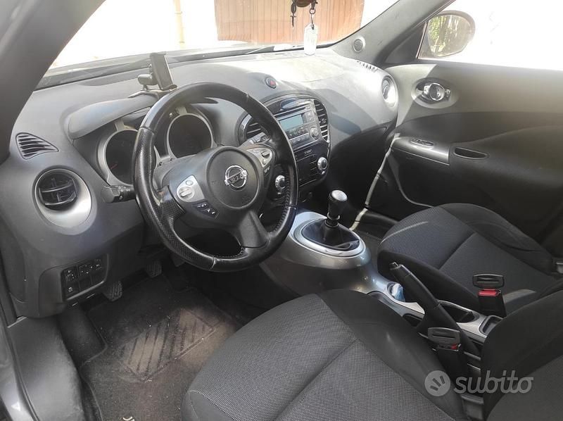 Usata Nissan Juke 110 CV (80 kW) 2012 Marrone SUV