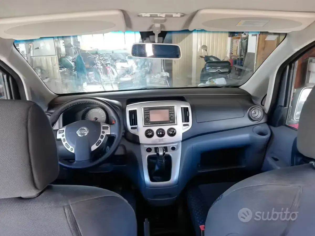 Usata Nissan Evalia 110 CV (80 kW) 2012 Grigio Monovolume
