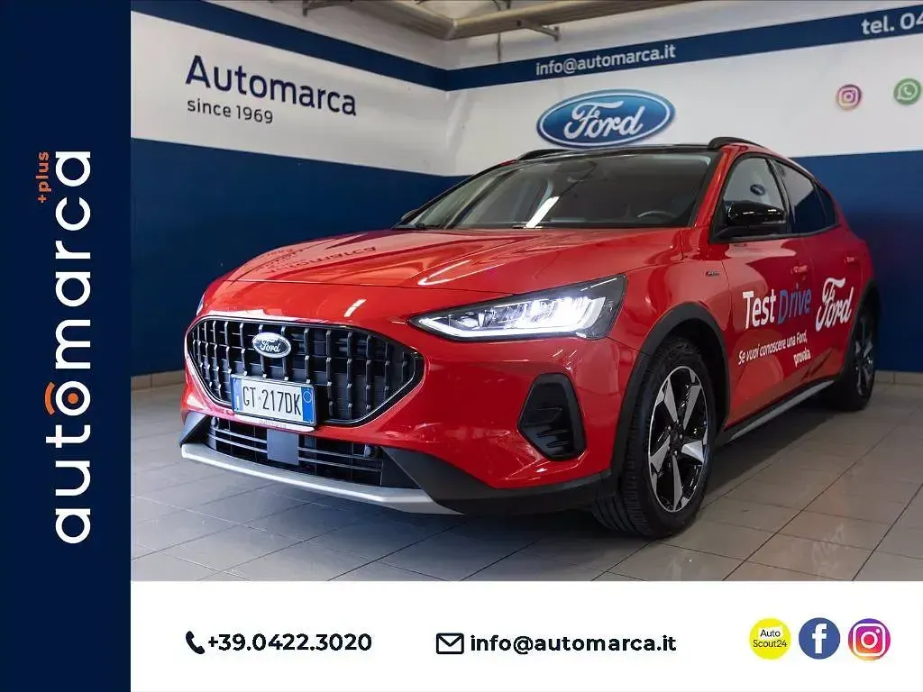 Usata Ford Focus Active 125 CV (91 kW) 2024 Rosso SUV