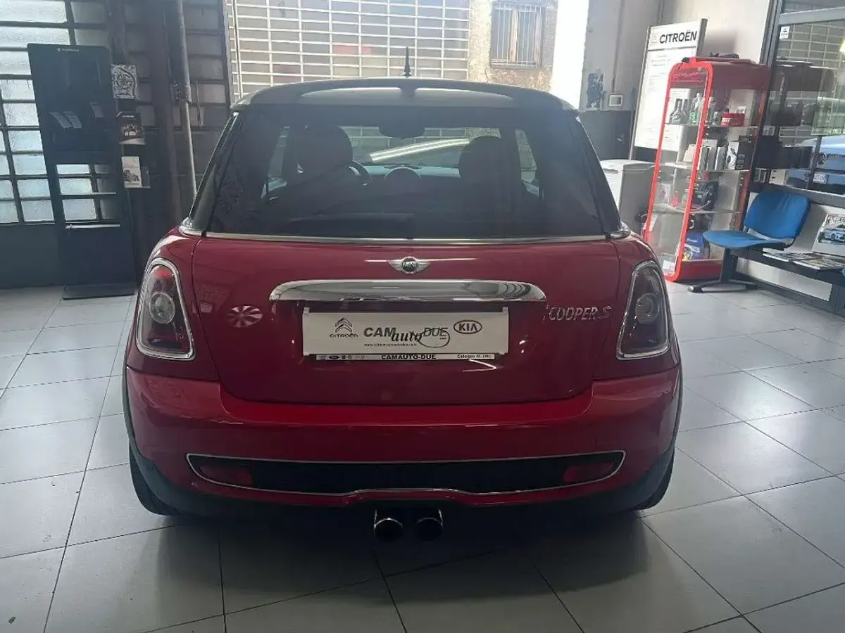 Usata Mini Cooper S 175 CV (128 kW) 2009 Rosso Utilitaria