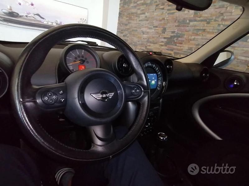 Begagnad Mini One D 90 HK (66 kW) 2016 Halvkombi