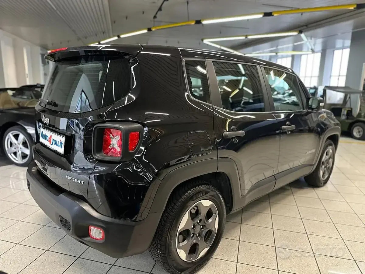 Usata Jeep Renegade Sport 95 CV (69 kW) 2019 Nero SUV