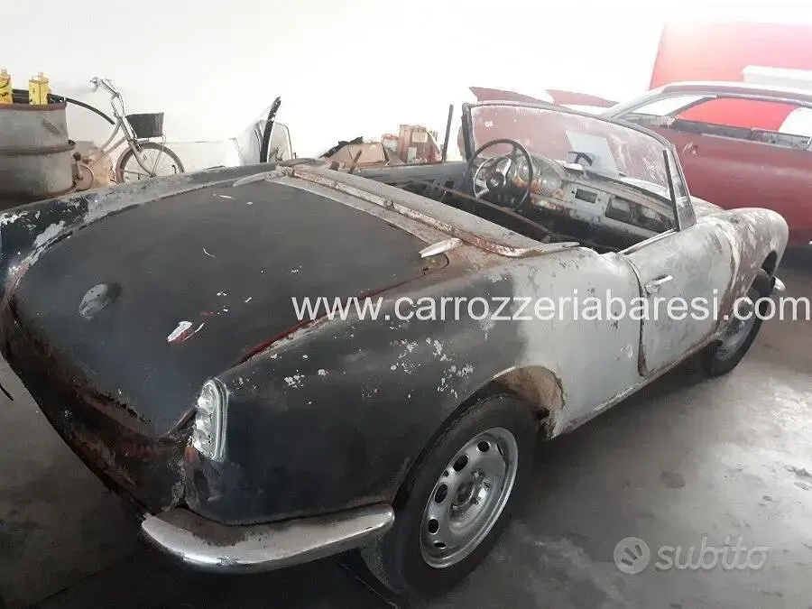 Usata Alfa Romeo Giulietta 65 CV (47 kW) 1960 Bianco Cabrio