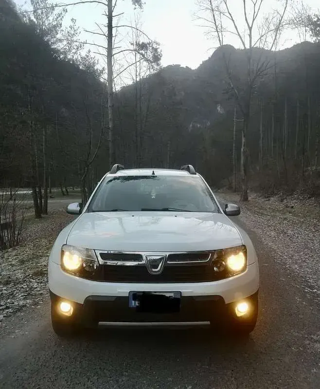 Usata Dacia Duster 110 CV (80 kW) 2012 Bianco SUV
