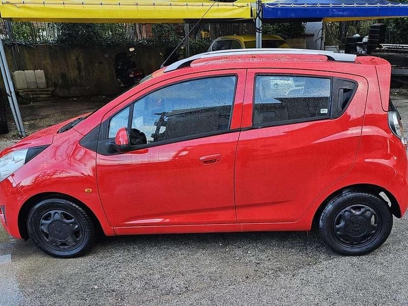Usata Chevrolet Spark LS 68 CV (50 kW) 2011 Rosso Utilitaria