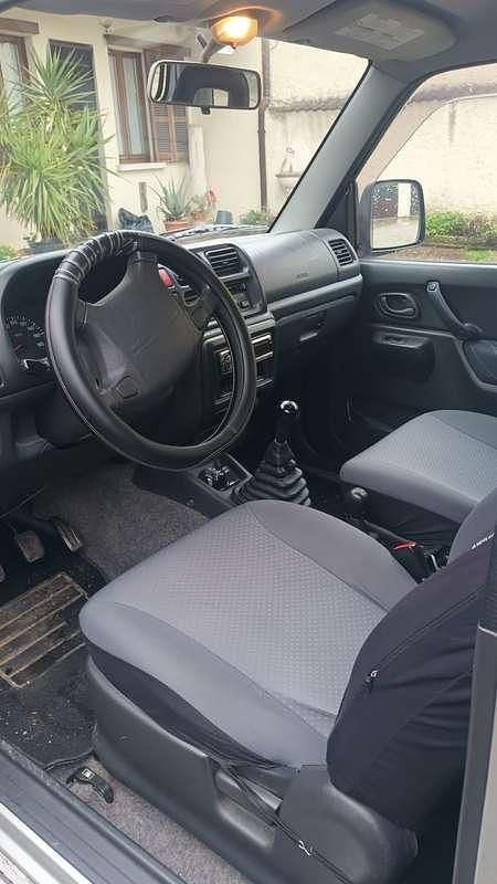Usata Suzuki Jimny 80 CV (58 kW) 2003 SUV